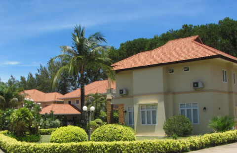 North Dillard Street